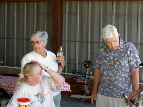 2005 Meadowlark Airport Bums Reunion 006.jpg